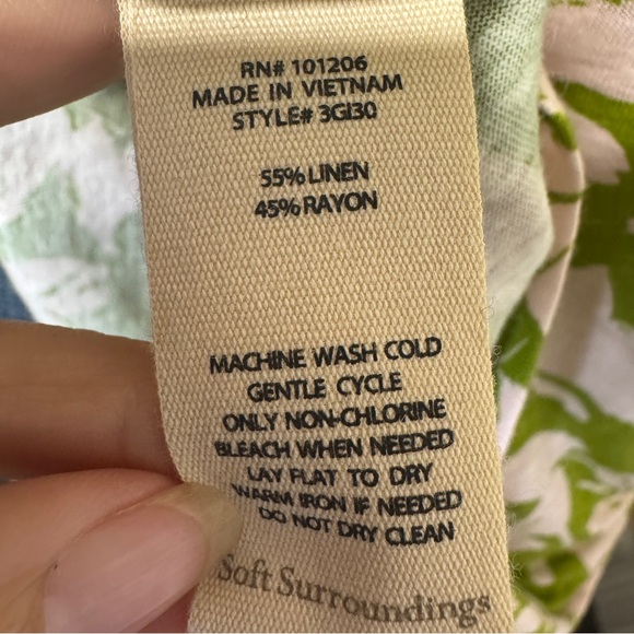 Soft Surroundings Ashley‎ Linen Blend Tunic Top Medium Petite Floral Green Pink - Picture 5 of 5